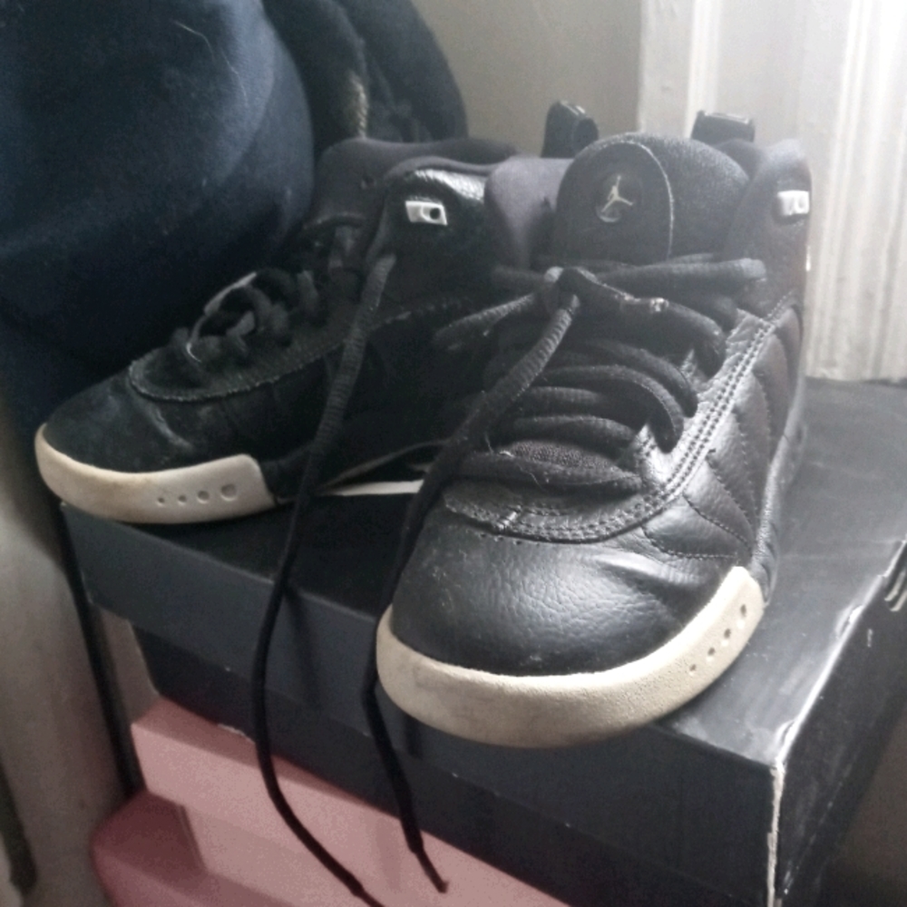 Boy shoes